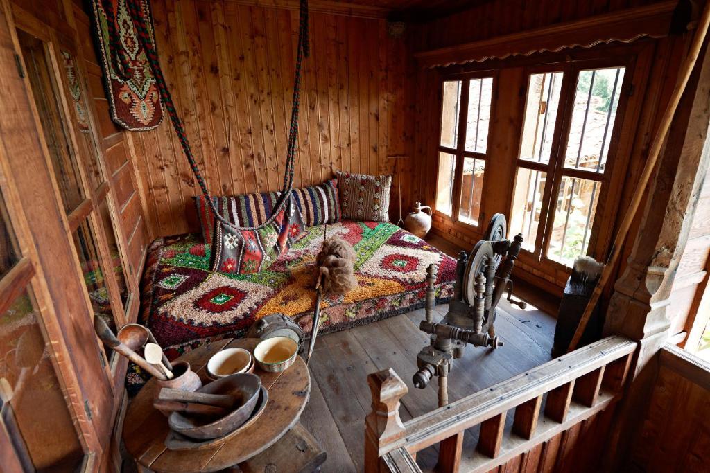 Zheravna Ecohouse Hotel Bagian luar foto